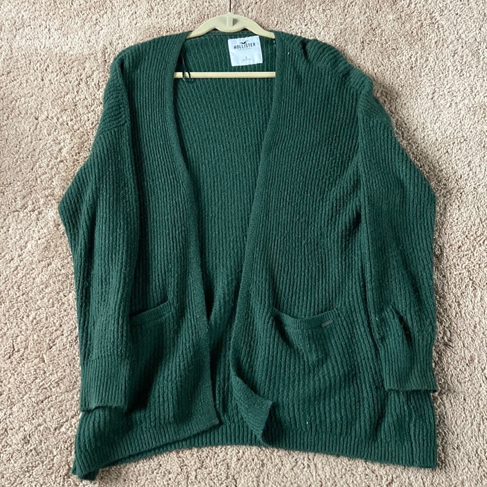 Hollister cardigan